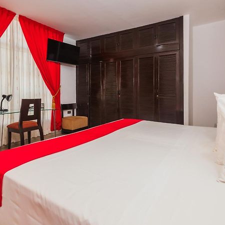 Hotel B'Liam Tumbes Exteriör bild