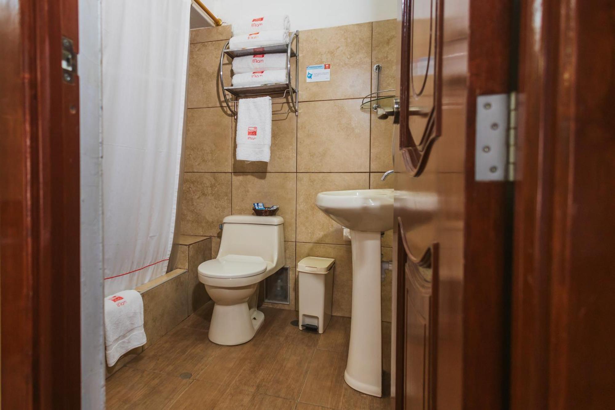 Hotel B'Liam Tumbes Exteriör bild